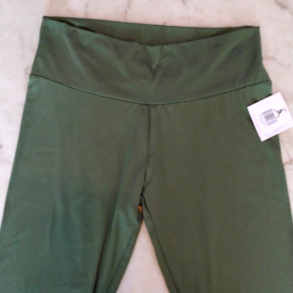 Sexy- Basics leggings.